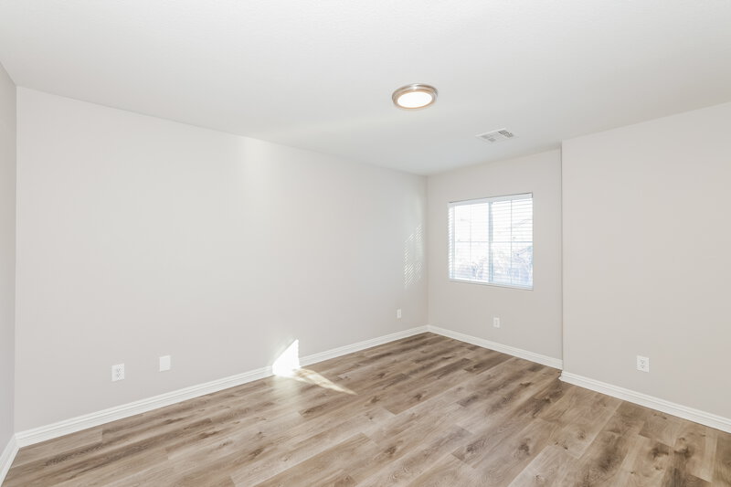 2,370/Mo, 5084 Tunnel Falls Dr Las Vegas, NV 89141 Bedroom View 3