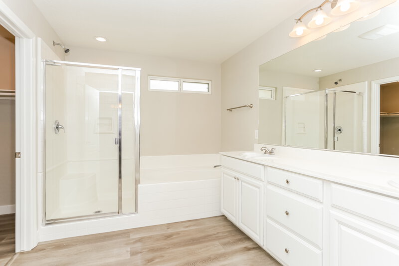 3,290/Mo, 6209 Govett Crescent Ct Las Vegas, NV 89130 Main Bathroom View