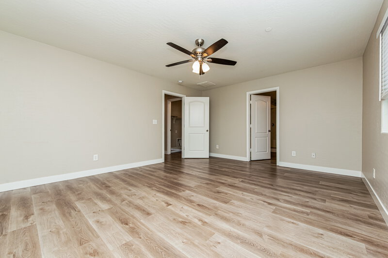 2,115/Mo, 6209 Govett Crescent Ct Las Vegas, NV 89130 Main Bedroom View 2