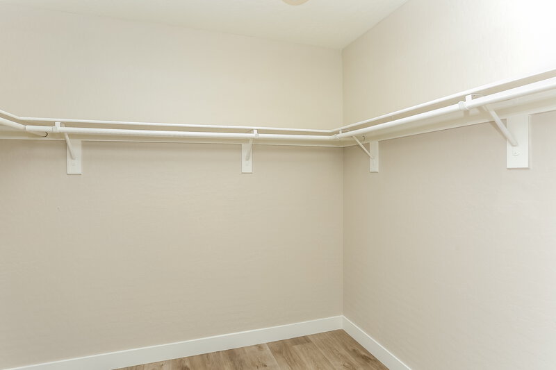 3,290/Mo, 6209 Govett Crescent Ct Las Vegas, NV 89130 Walk In Closet View