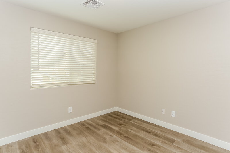 3,290/Mo, 6209 Govett Crescent Ct Las Vegas, NV 89130 Bedroom View 3