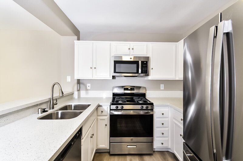 2,025/Mo, 3451 White Mission Dr Las Vegas, NV 89129 Kitchen View