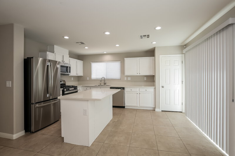 2,280/Mo, 3121 Cerone Ct Las Vegas, NV 89141 Kitchen View