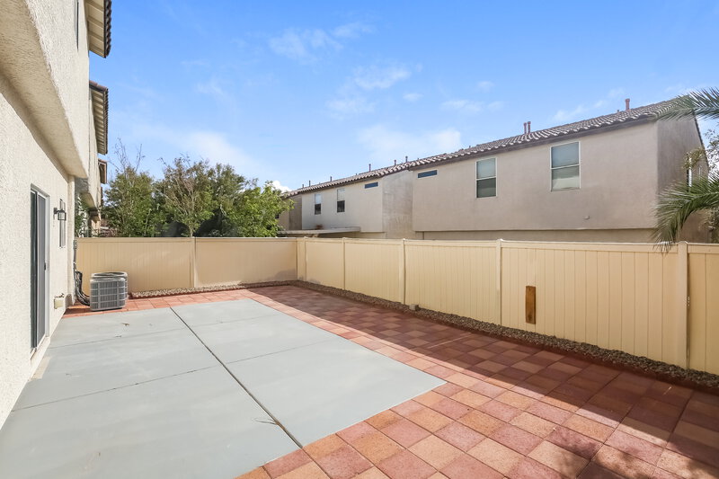 2,285/Mo, 7448 Bouquet Canyon St Las Vegas, NV 89139 Patio View