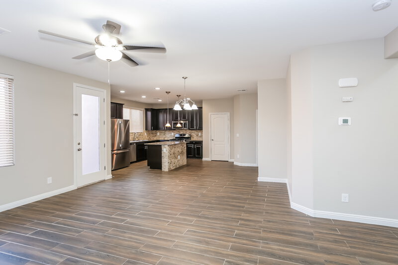 2,400/Mo, 7215 Mulberry Forest St Las Vegas, NV 89166 Living Room View 3