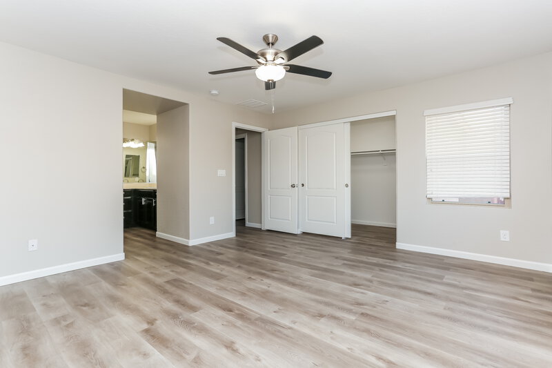 2,400/Mo, 7215 Mulberry Forest St Las Vegas, NV 89166 Main Bedroom View 2