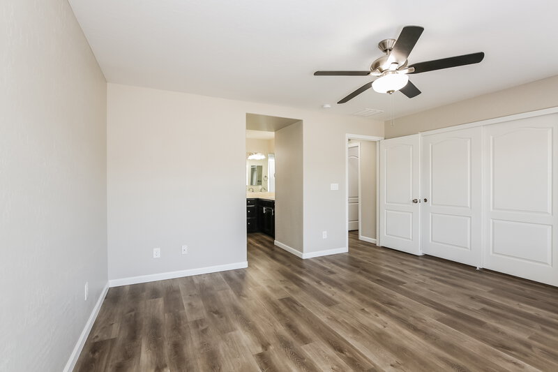 2,175/Mo, 7215 Mulberry Forest St Las Vegas, NV 89166 Main Bedroom View 2