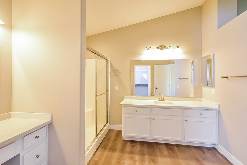 3,570/Mo, 3741 Mornings Dawn St Las Vegas, NV 89129 Main Bathroom View 2