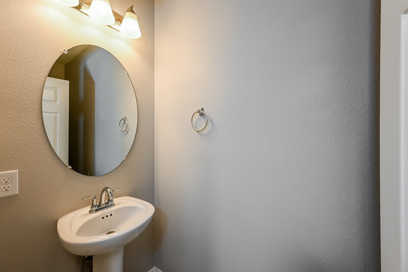 3,410/Mo, 9655 Vega Carpio Ave Las Vegas, NV 89178 Bathroom View