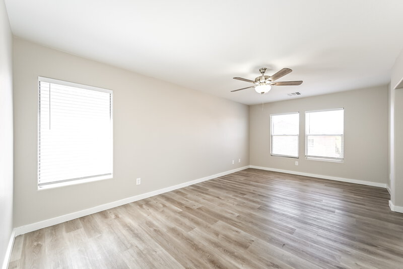 2,500/Mo, 6244 W Haleh Ave Las Vegas, NV 89141 Main Bedroom View