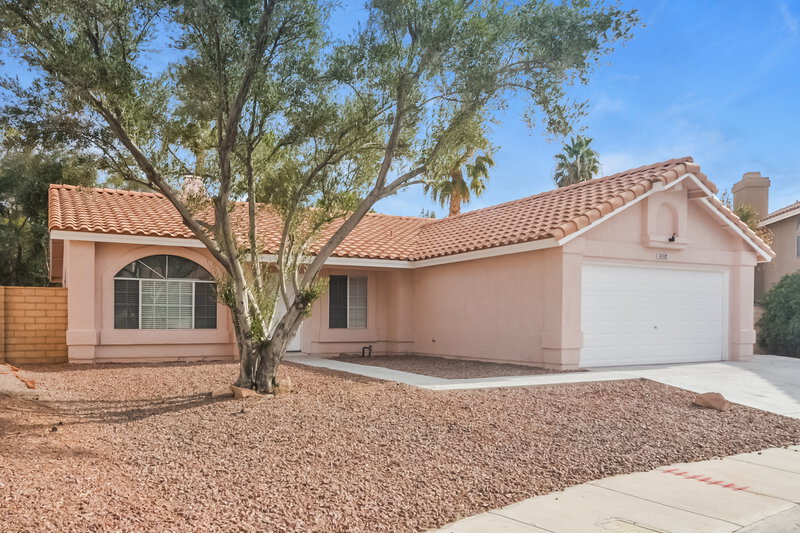 2,255/Mo, 2824 Deep Water Cir Las Vegas, NV 89117 Front View