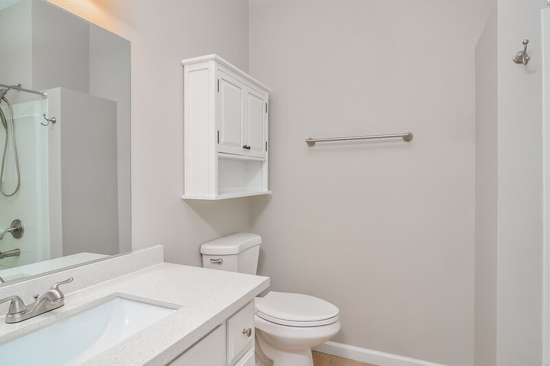 2,255/Mo, 2824 Deep Water Cir Las Vegas, NV 89117 Bathroom View