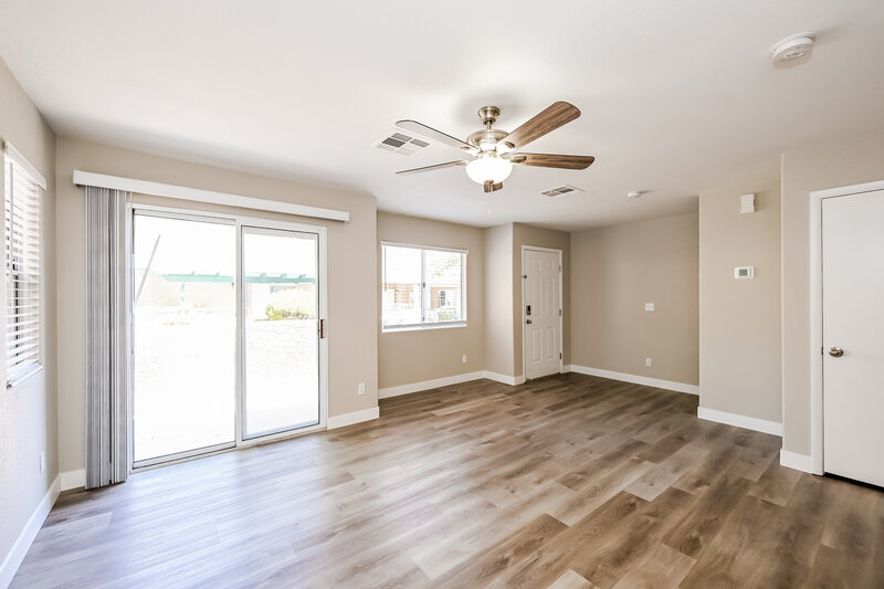 2,080/Mo, 5594 Calais Ct Las Vegas, NV 89118 Living Room View 2