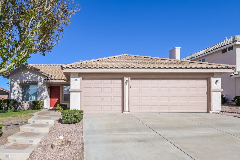 2,375/Mo, 725 Arrowhead Trl Henderson, NV 89002 External View