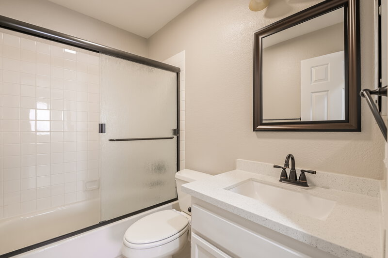 2,375/Mo, 725 Arrowhead Trl Henderson, NV 89002 Bathroom View