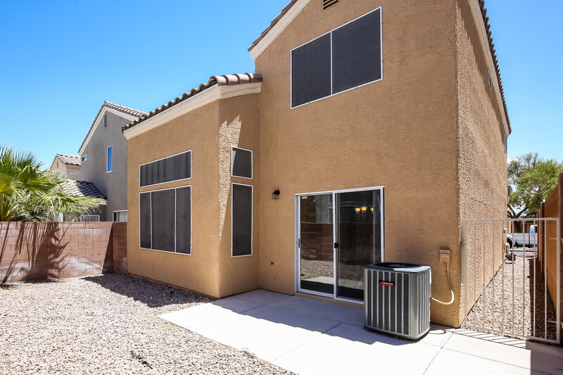 1,725/Mo, 2724 Advancement Ave North Las Vegas, NV 89031 Rear View