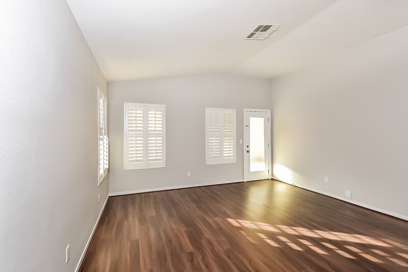 2,290/Mo, 4944 Signal Dr Las Vegas, NV 89130 Living Room View