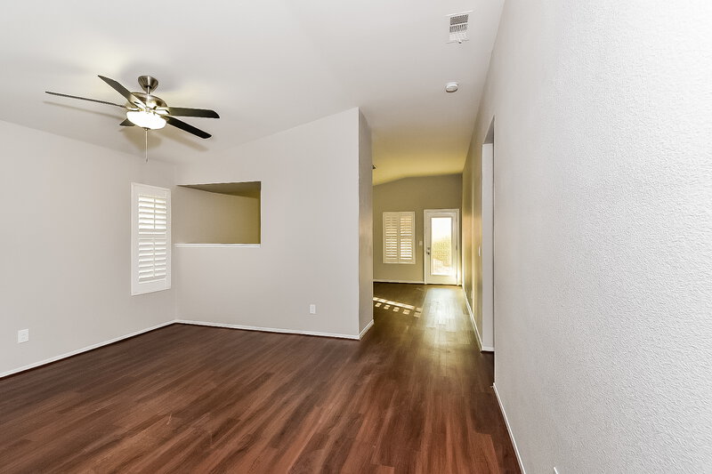 2,290/Mo, 4944 Signal Dr Las Vegas, NV 89130 Den View