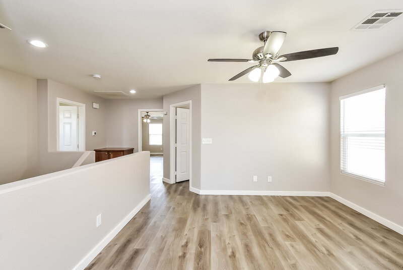 2,410/Mo, 9521 Colorado Blue St Las Vegas, NV 89123 Loft View