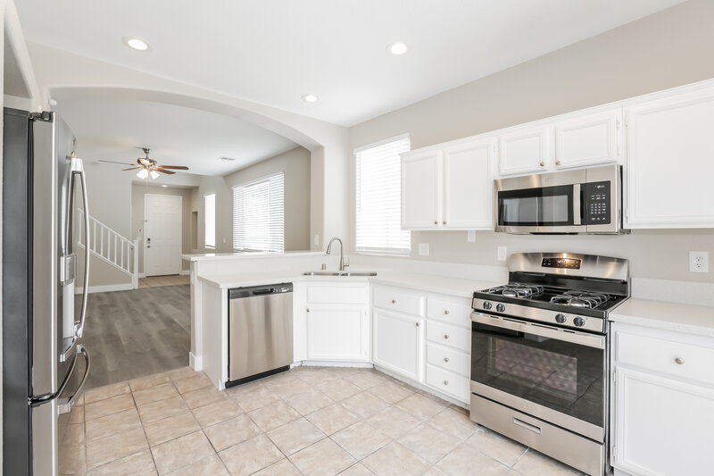 2,235/Mo, 8054 Palace Estate Ave Las Vegas, NV 89117 Kitchen View 2
