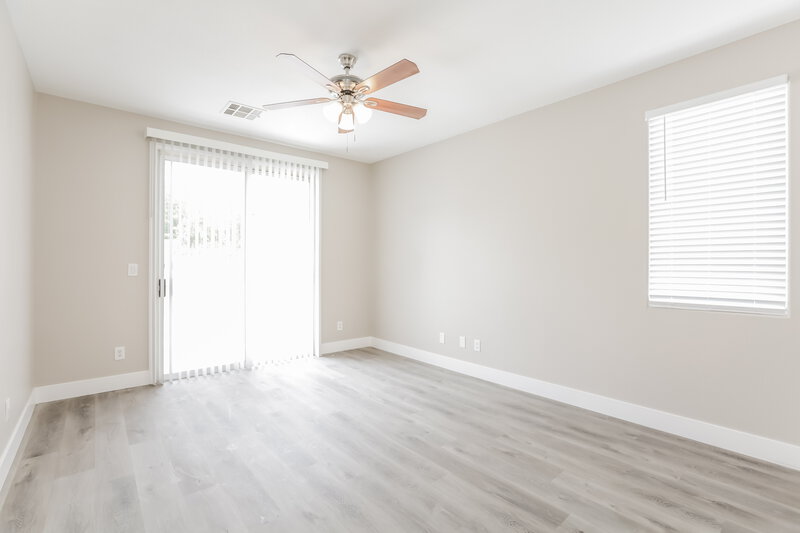 2,235/Mo, 8054 Palace Estate Ave Las Vegas, NV 89117 Main Bedroom View
