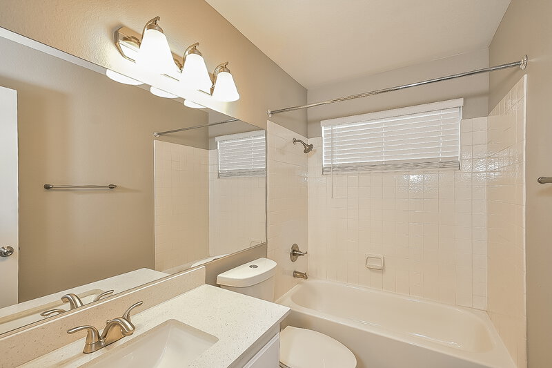 2,215/Mo, 3316 Sturbridge Cir Las Vegas, NV 89129 Bathroom View