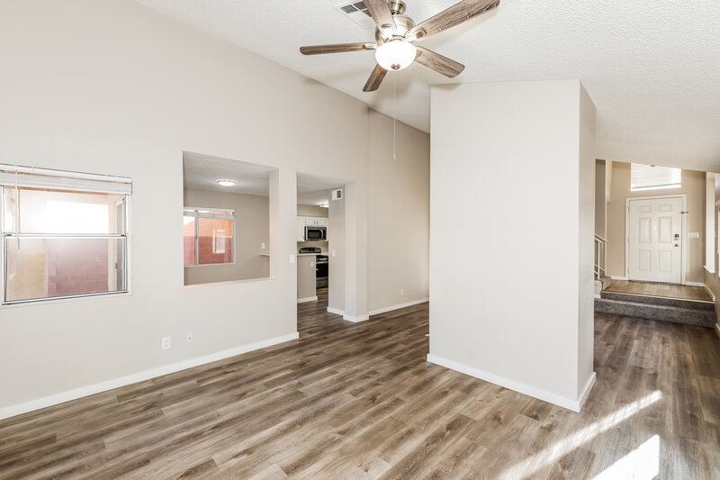 2,495/Mo, 2505 Kilmaron Cir Henderson, NV 89014 Living Room View 2