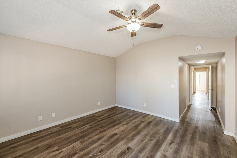 2,495/Mo, 2505 Kilmaron Cir Henderson, NV 89014 Main Bedroom View 2