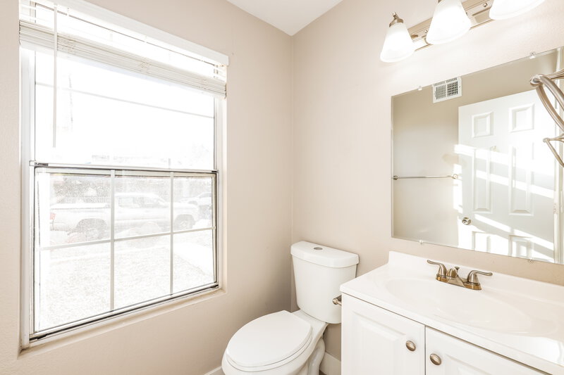 2,495/Mo, 2505 Kilmaron Cir Henderson, NV 89014 Bathroom View 2