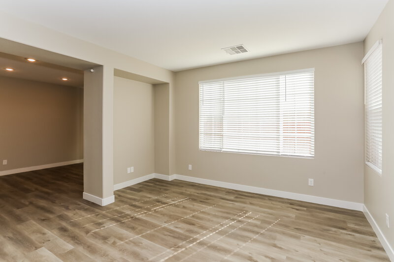 2,210/Mo, 5712 Athinas St North Las Vegas, NV 89031 Misc View 2