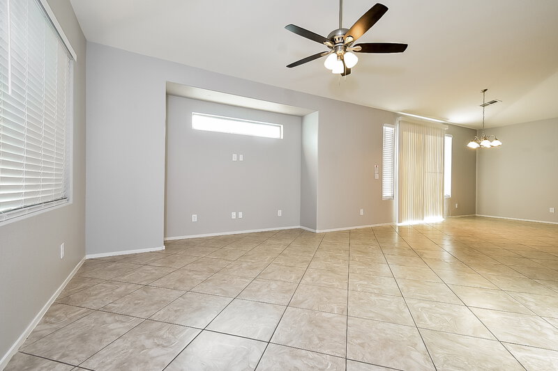 2,800/Mo, 3521 Midnight Mist Ct North Las Vegas, NV 89081 Living Room View
