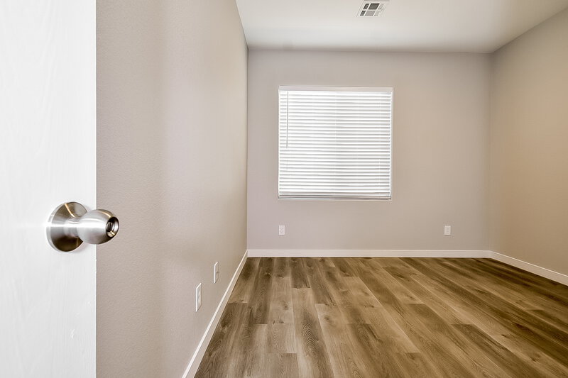 2,800/Mo, 3521 Midnight Mist Ct North Las Vegas, NV 89081 Bedroom View 2