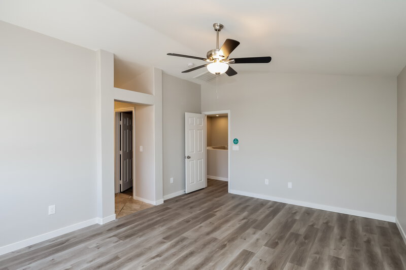 1,835/Mo, 7543 Holiday Hills St Las Vegas, NV 89139 Main Bedroom View 2