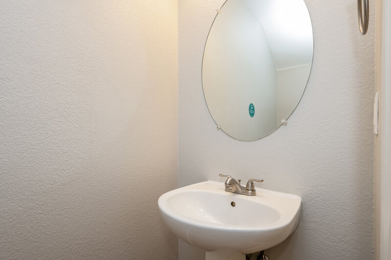 1,835/Mo, 7543 Holiday Hills St Las Vegas, NV 89139 Bathroom View