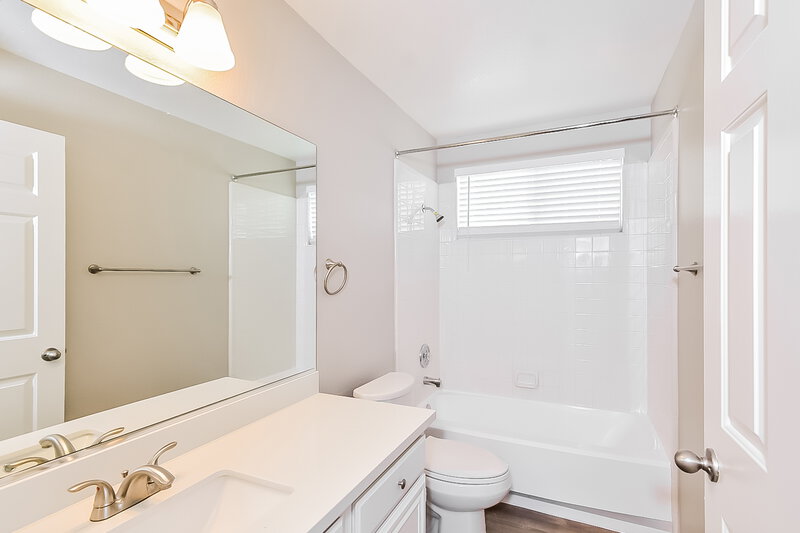 2,285/Mo, 4804 Crimson Glory Ln Las Vegas, NV 89130 Bathroom View