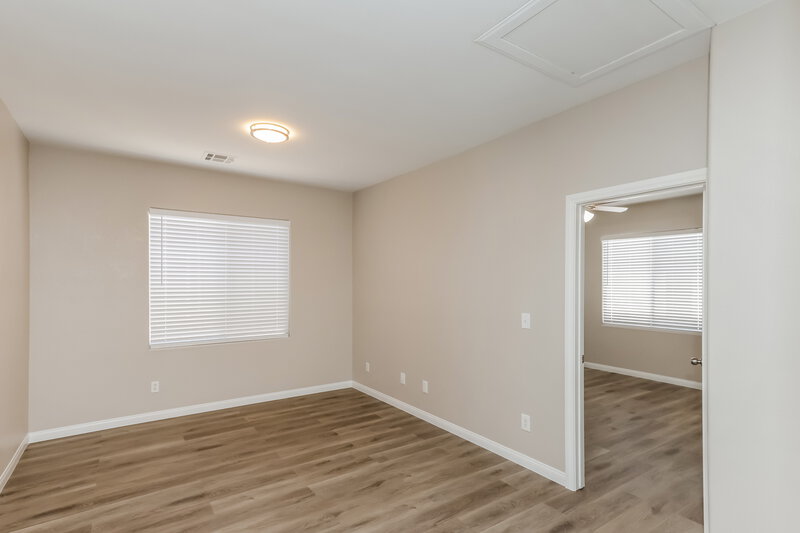 2,075/Mo, 8616 Nature Scene Dr Las Vegas, NV 89139 Loft View