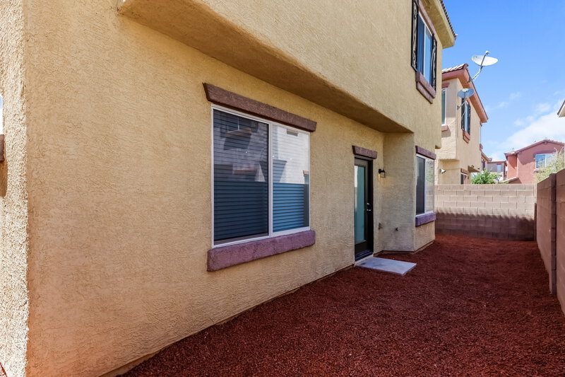 2,075/Mo, 8616 Nature Scene Dr Las Vegas, NV 89139 Rear View