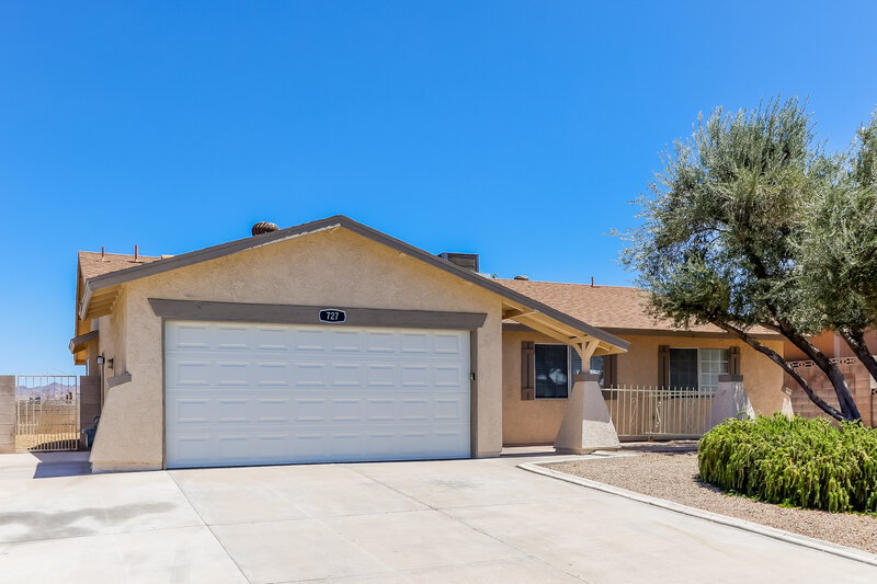 2,135/Mo, 727 Morrocco Dr Henderson, NV 89002 Front View
