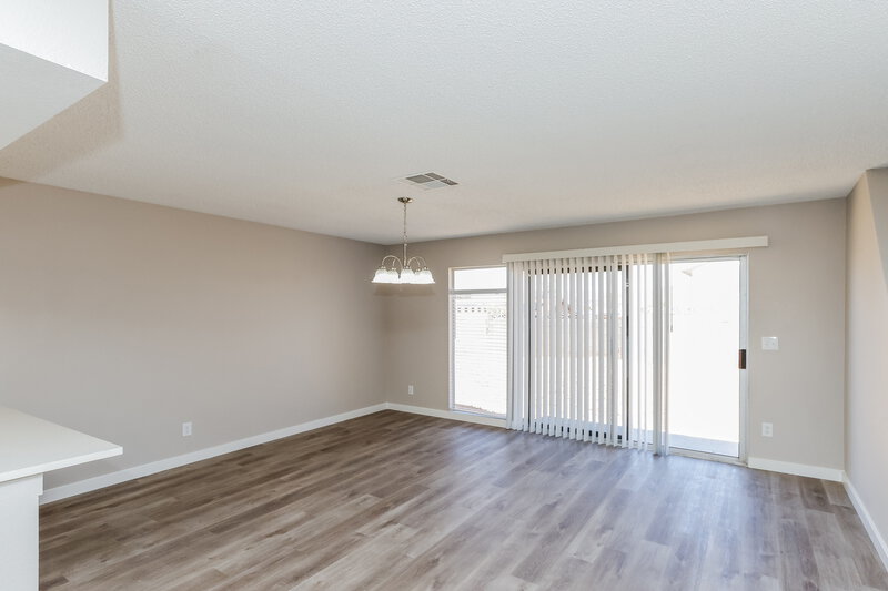 2,135/Mo, 727 Morrocco Dr Henderson, NV 89002 Dining Room View