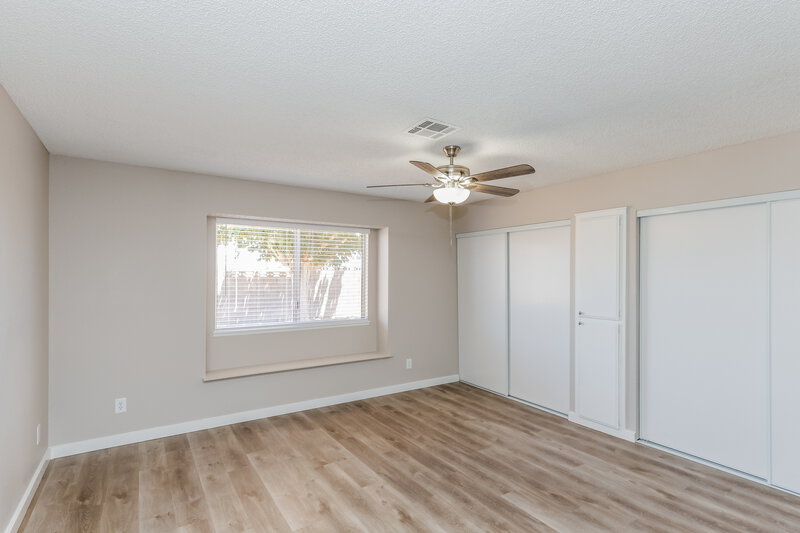 2,135/Mo, 727 Morrocco Dr Henderson, NV 89002 Main Bedroom View