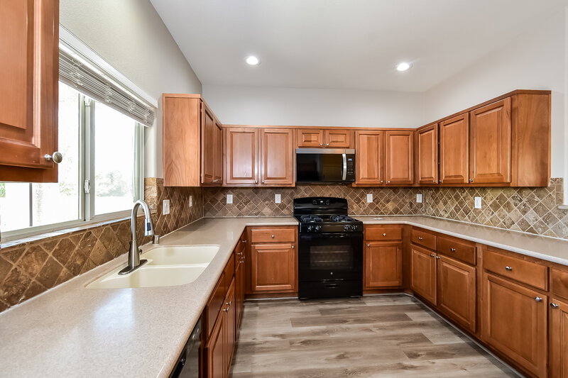 2,175/Mo, 8656 Treasure Trove St Las Vegas, NV 89123 Kitchen View