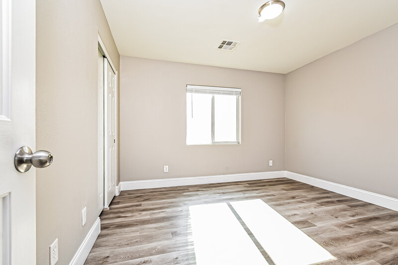 2,175/Mo, 8656 Treasure Trove St Las Vegas, NV 89123 Bedroom View 2