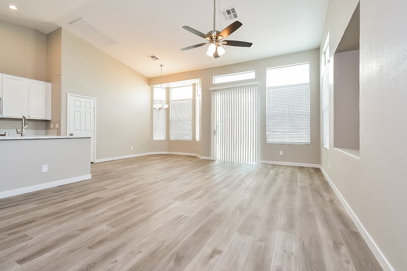 2,275/Mo, 4015 Captain Morgan Ave North Las Vegas, NV 89031 Living Room View 2