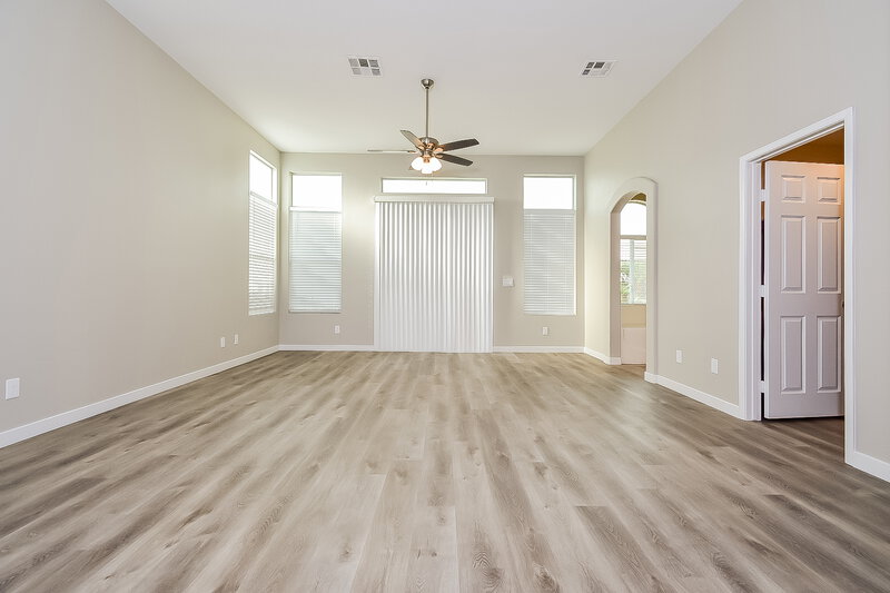 2,275/Mo, 4015 Captain Morgan Ave North Las Vegas, NV 89031 Main Bedroom View