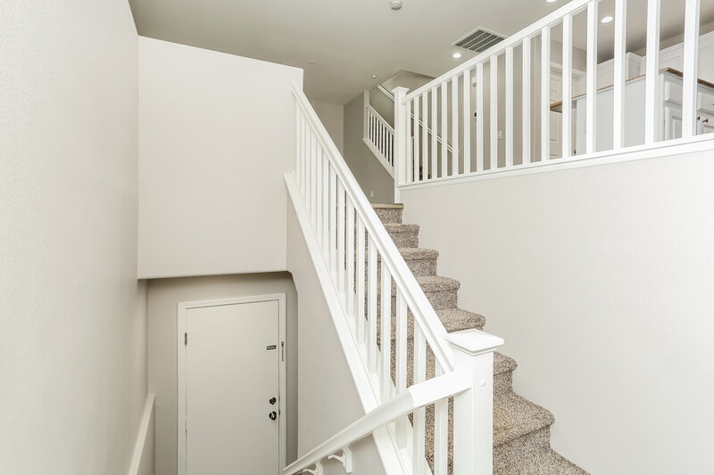 2,095/Mo, 8925 Paula Jean Ave Las Vegas, NV 89149 Foyer View