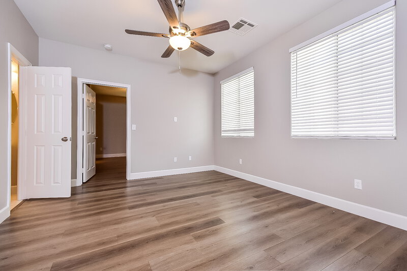 2,125/Mo, 4027 Sparrow Rock St Las Vegas, NV 89129 Living Room View