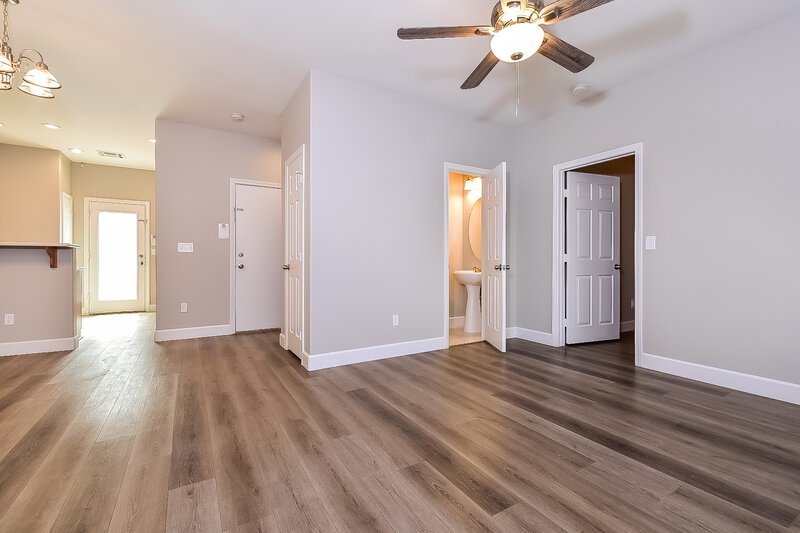 2,125/Mo, 4027 Sparrow Rock St Las Vegas, NV 89129 Living Room View 2