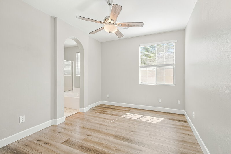 2,100/Mo, 4027 Sparrow Rock St Las Vegas, NV 89129 Primary Bedroom View