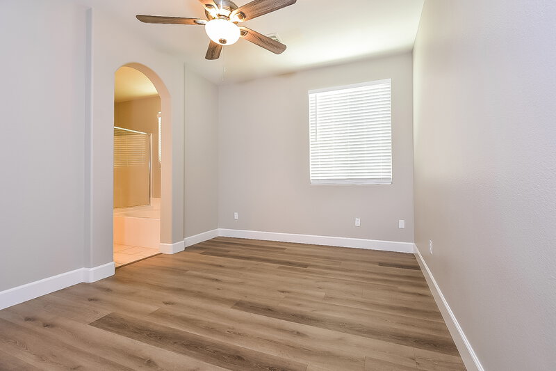 2,125/Mo, 4027 Sparrow Rock St Las Vegas, NV 89129 Main Bedroom View 2