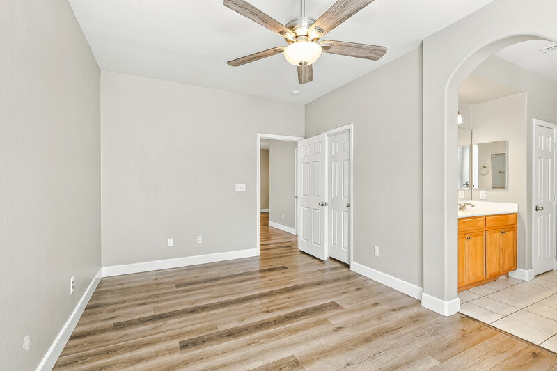 2,100/Mo, 4027 Sparrow Rock St Las Vegas, NV 89129 Primary Bedroom View 2
